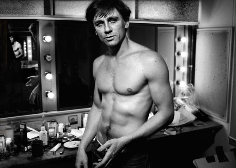 Bond Star Daniel Craig Crowned As “Most Shirtless” Actor Ever!